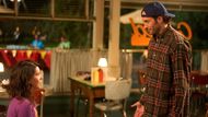 Lauren Graham and Scott Patterson in Gilmore Girls (Image via The CW / Netflix)
